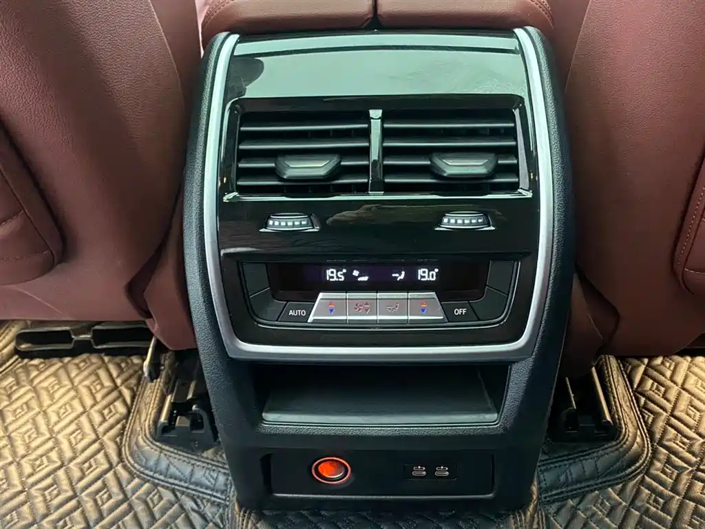 BMW X5 2022 facelift xDrive 40Li M sports package купить на сайте DeffCars