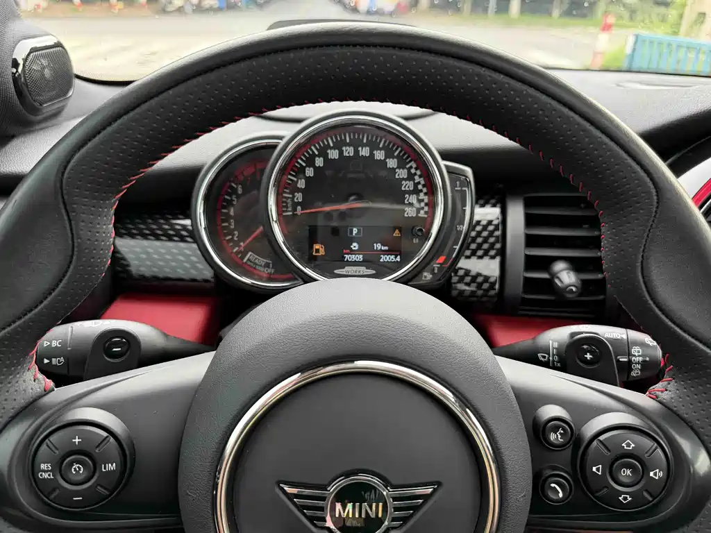 MINI JCW 2020 2.0T JOHN COOPER WORKS ALL-IN купить на сайте DeffCars