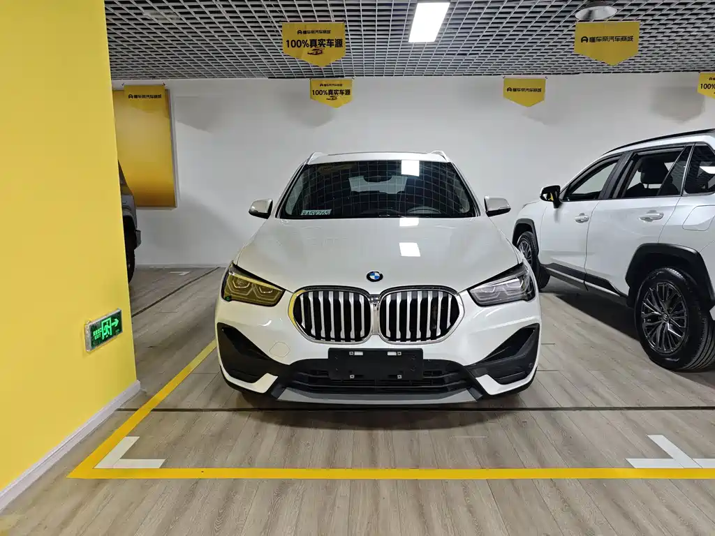 BMW X1 2022 sDrive25Li Leading Model купить на сайте DeffCars