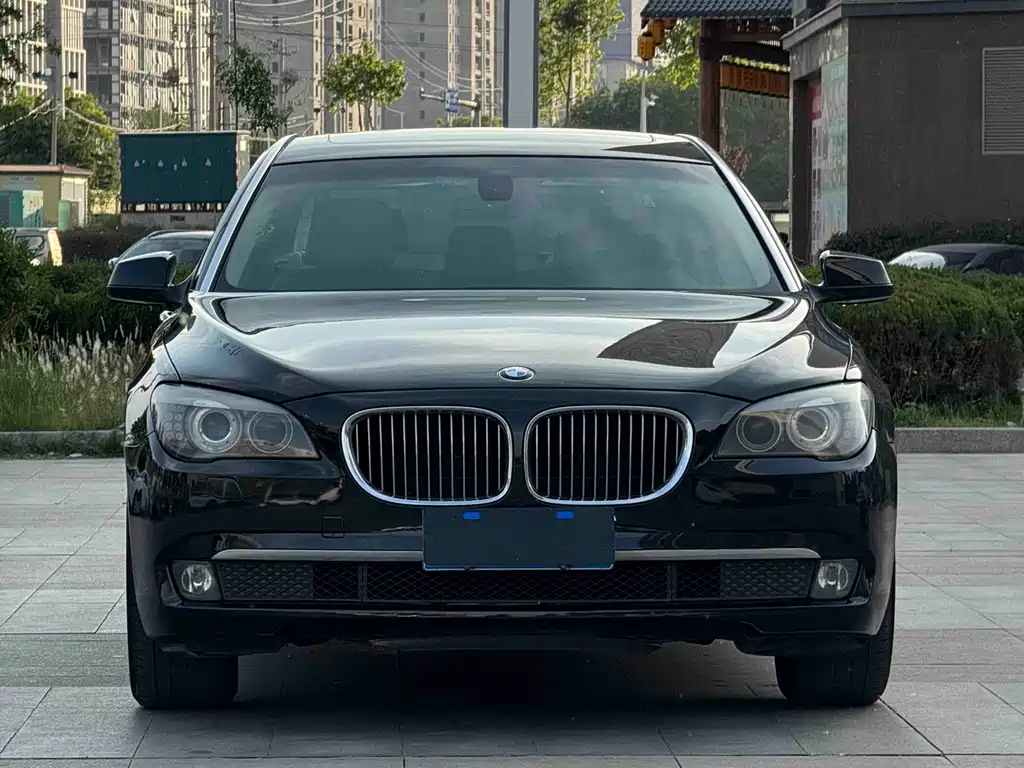 BMW 7 Series 2011 730Li Elegant купить на сайте DeffCars