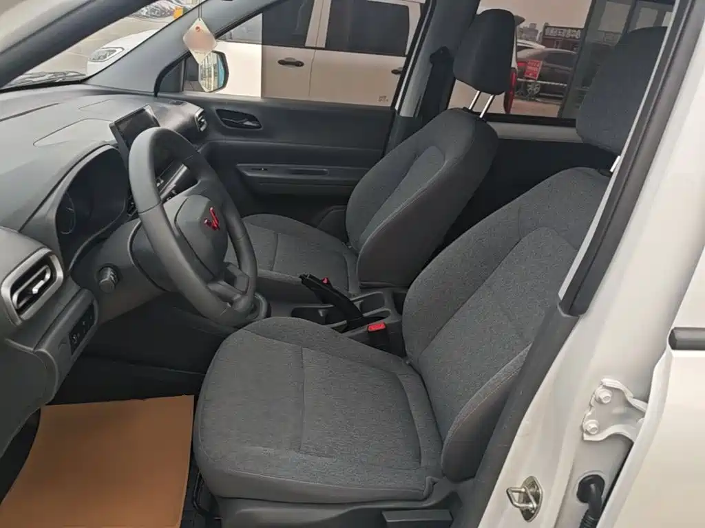 Wuling Hongguang New Energy 2025 Extended Range Hybrid 50KM Practical купить на сайте DeffCars