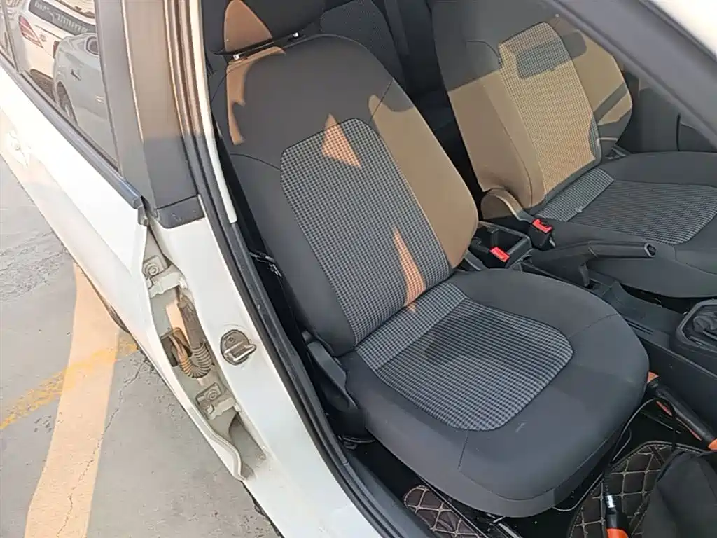 Santana 2021 1.5L automatic fashion version купить на сайте DeffCars