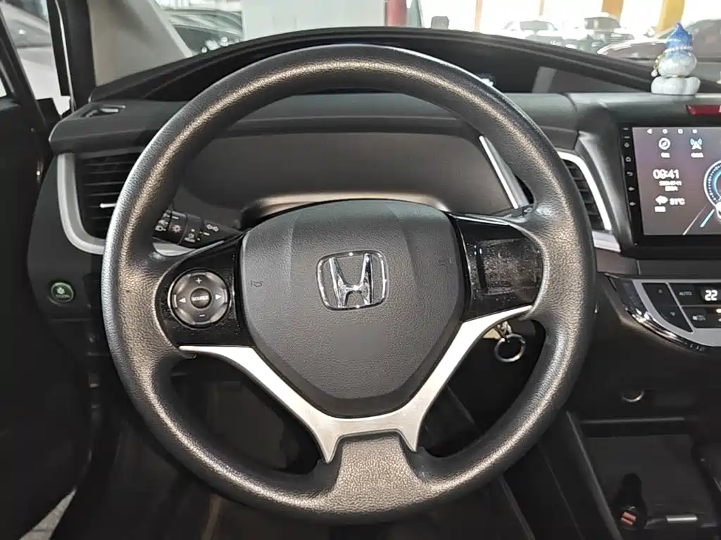 Jade 2017 1.8L automatic classic version 5 seats купить на сайте DeffCars