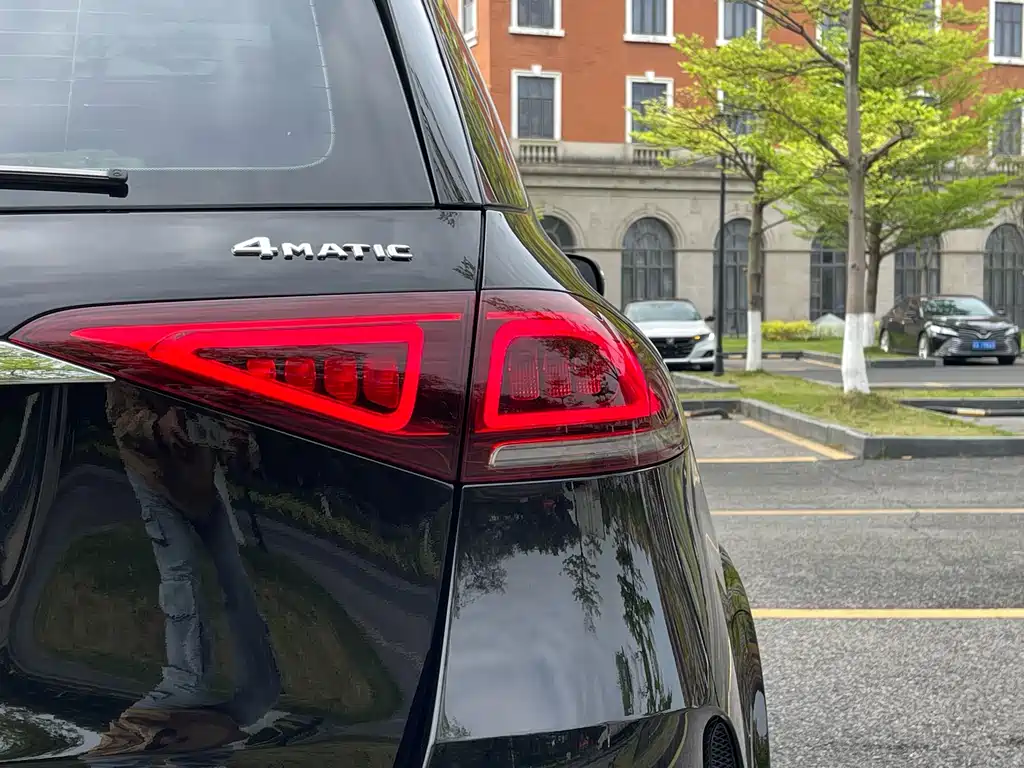 Mercedes-Benz GLE 2020 facelift model 2 GLE 350 4MATIC fashion model купить на сайте DeffCars