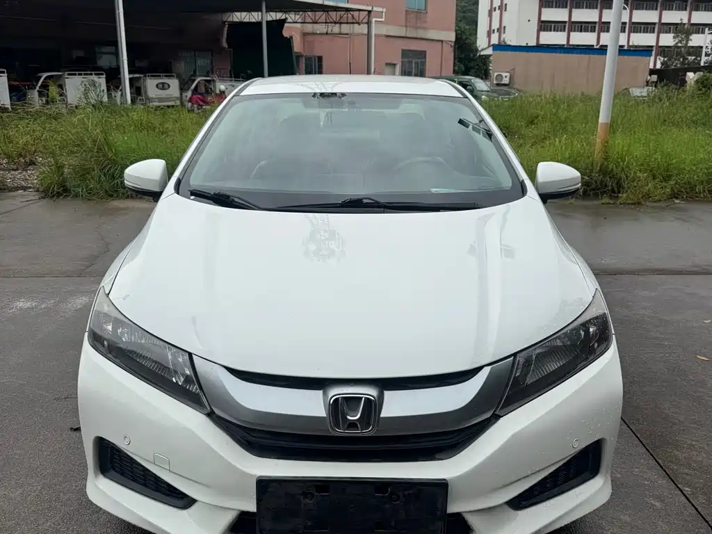 Fengfan (City) 2017 1.5L CVT Comfort Edition купить на сайте DeffCars