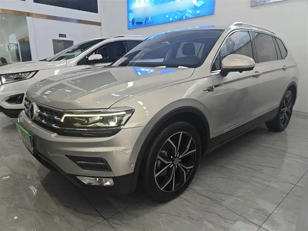 Tiguan L 2019 380TSI automatic four-wheel drive smart luxury version 7 seats National VI купить на сайте DeffCars