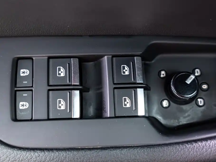 Audi A6L New Energy 2020 55 TFSI e quattro купить на сайте DeffCars