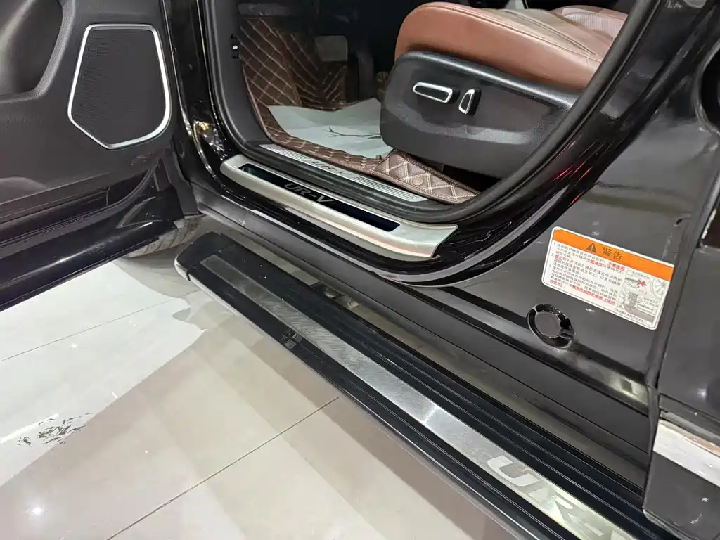 Honda UR-V 2020 370TURBO four-wheel drive exclusive version купить на сайте DeffCars