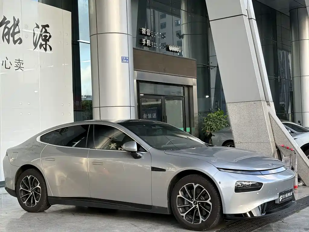 XPeng P7 2020 Model 670E купить на сайте DeffCars