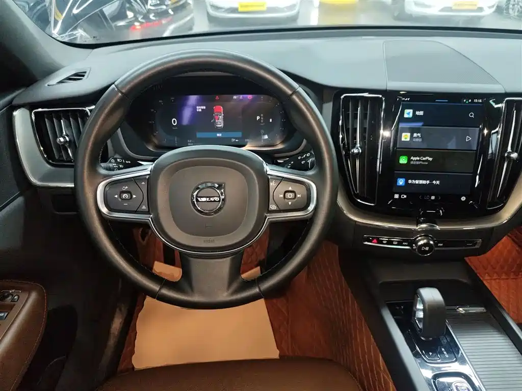 Volvo XC60 2024 B5 four-wheel drive Zhiyi Luxury Edition купить на сайте DeffCars