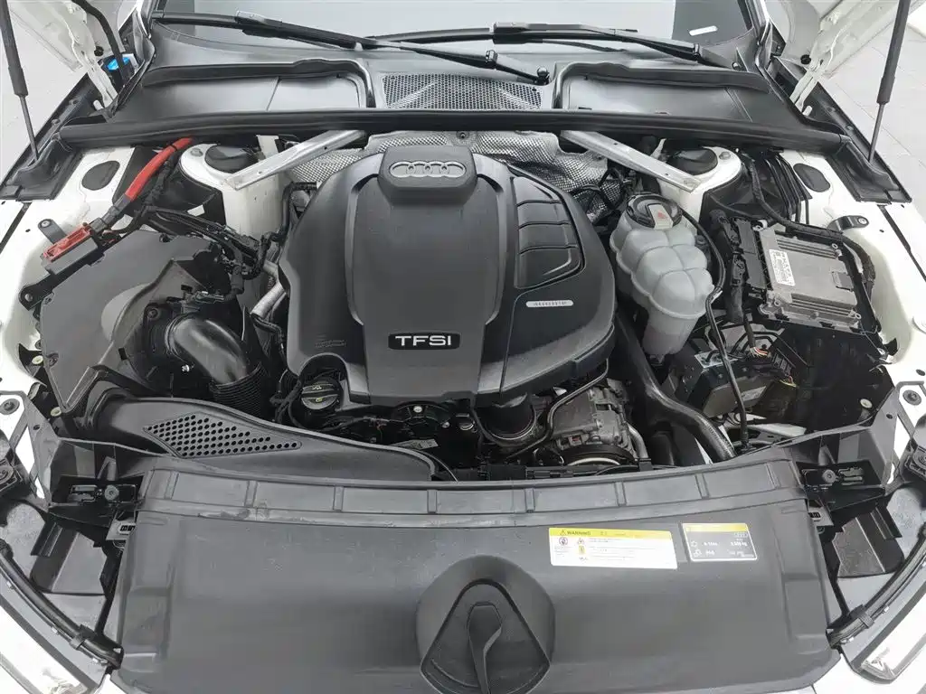 Audi A4L 2019 40 TFSI Fashion Type National VI купить на сайте DeffCars