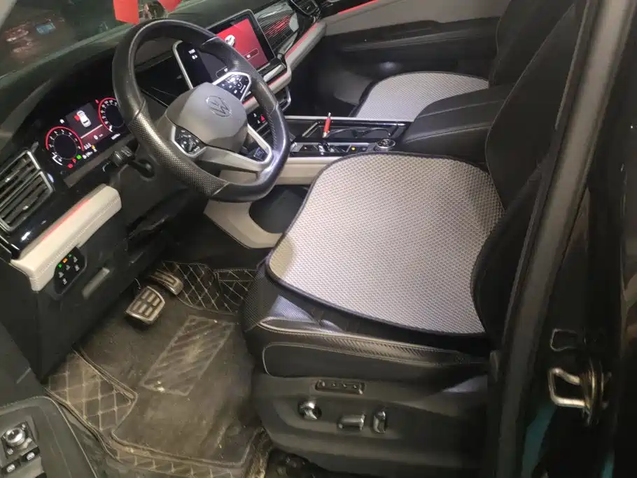 Touron 2021 380TSI four-wheel drive luxury version купить на сайте DeffCars