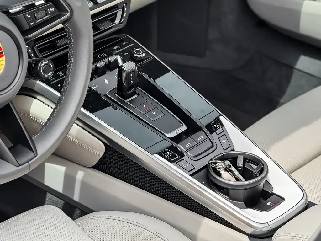 Porsche 911 2023 Targa 4 3.0T купить на сайте DeffCars