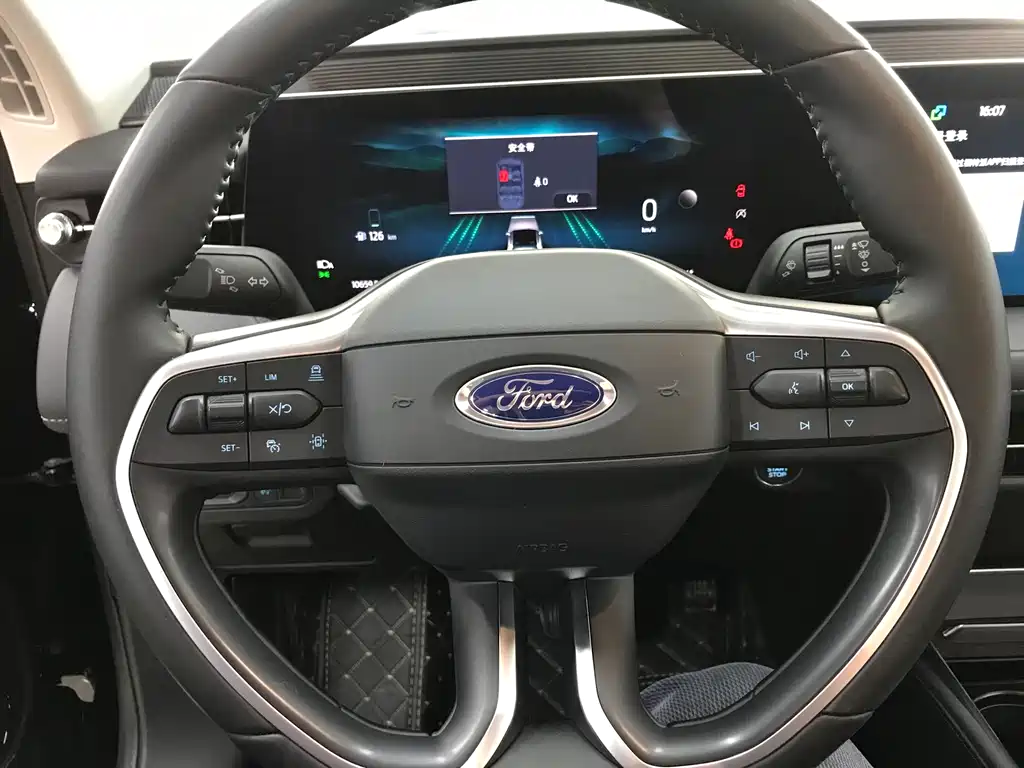 Mondeo 2025 2.0T EcoBoost Luxury купить на сайте DeffCars