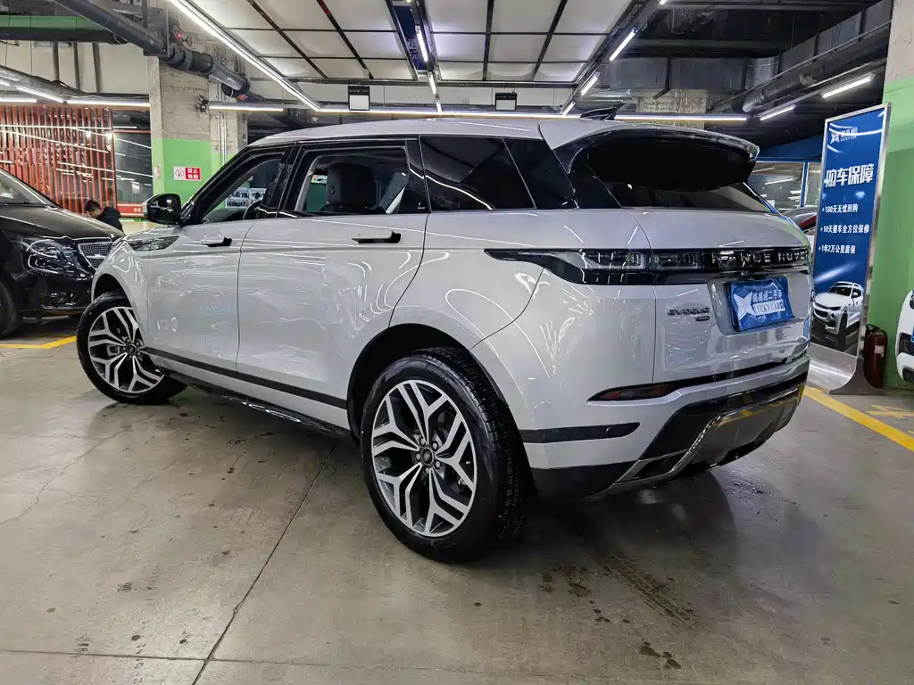 Range Rover Evoque 2022 Evoque L 249PS R-Dynamic Deluxe Edition купить на сайте DeffCars