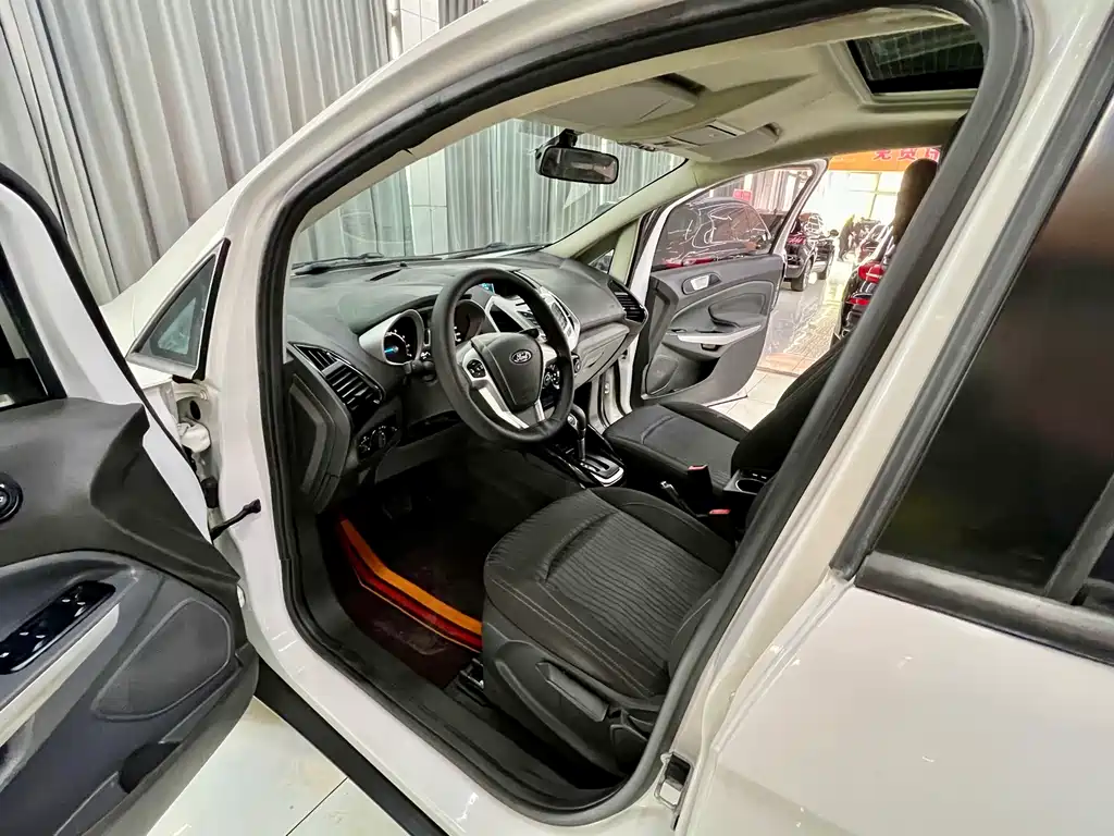 Yibo 2013 1.5L automatic premium model купить на сайте DeffCars