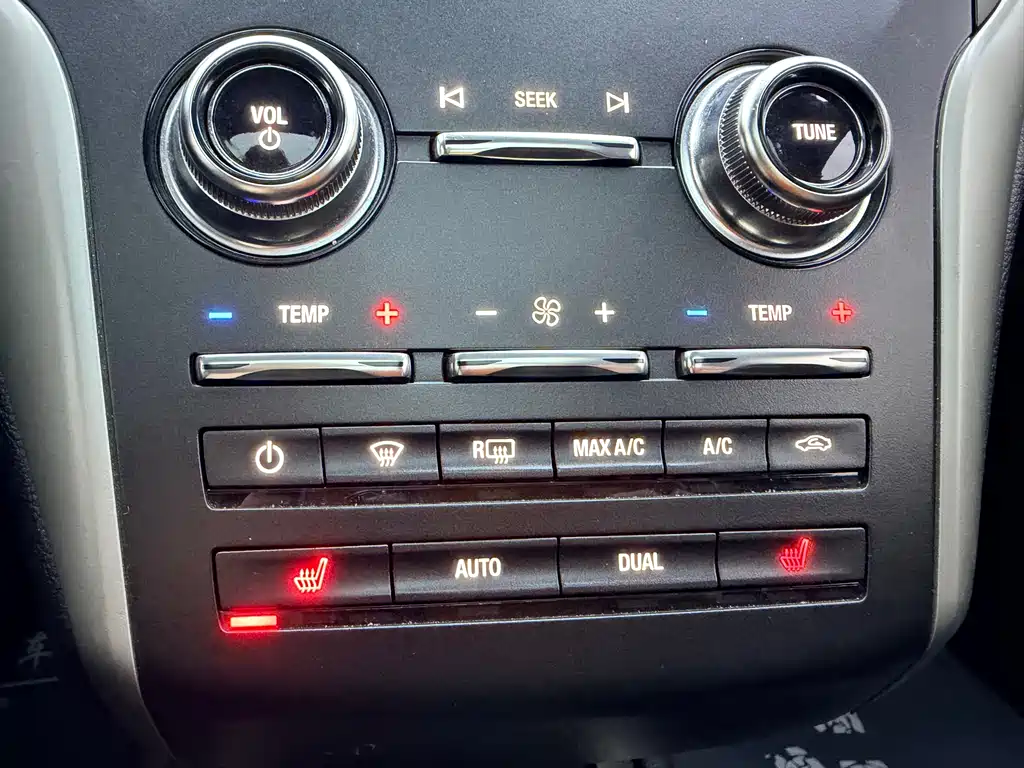 Lincoln MKC 2017 2.0T 2WD Exclusive Edition купить на сайте DeffCars