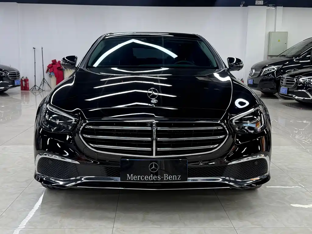 Mercedes-Benz E-Class 2023 E 300 L Luxury Model купить на сайте DeffCars