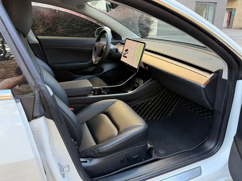 Model 3 2019 standard range rear drive upgraded version купить на сайте DeffCars