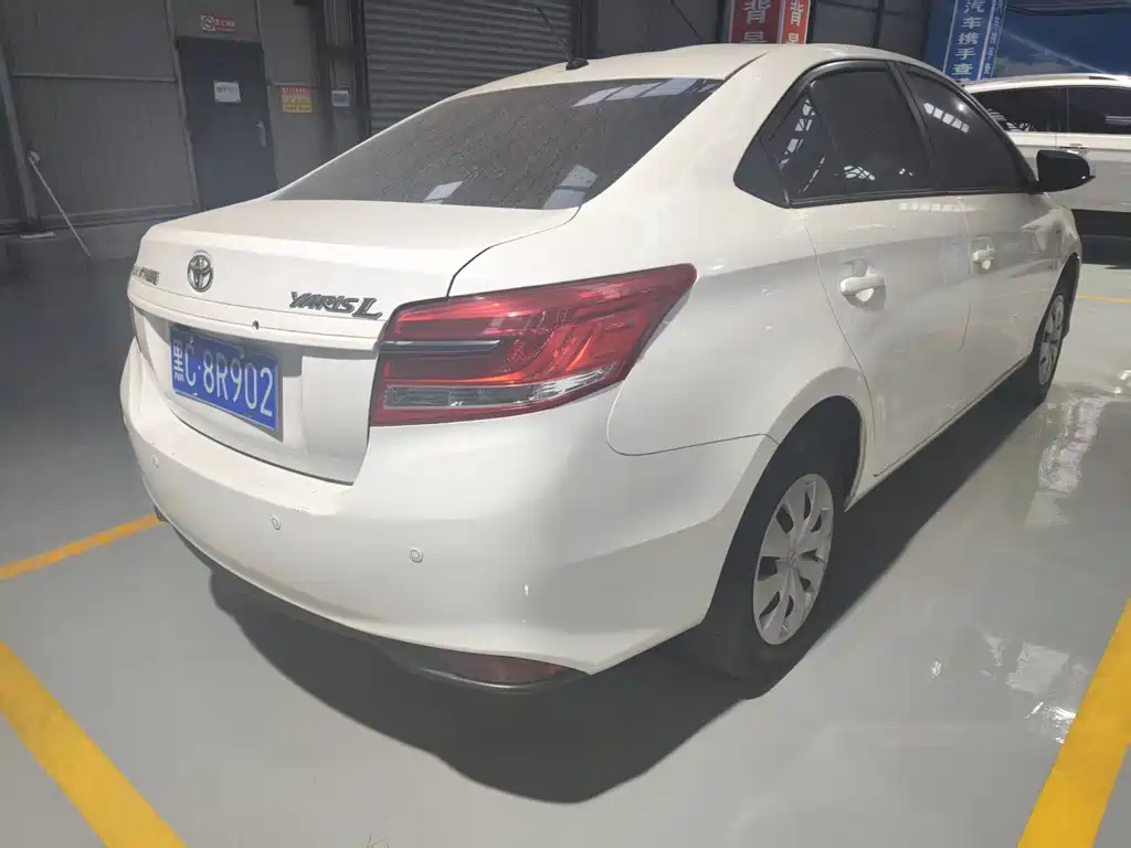 YARiS L 2022 1.5L CVT luxury PLUS version купить на сайте DeffCars