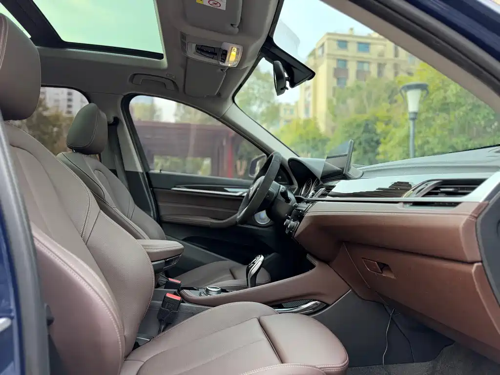 BMW X1 2021 facelift xDrive25Li exclusive model купить на сайте DeffCars