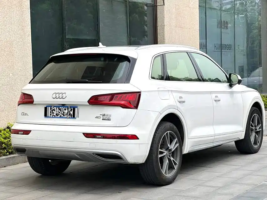Audi Q5L 2020 facelift 40 TFSI Honorable and enterprising model купить на сайте DeffCars