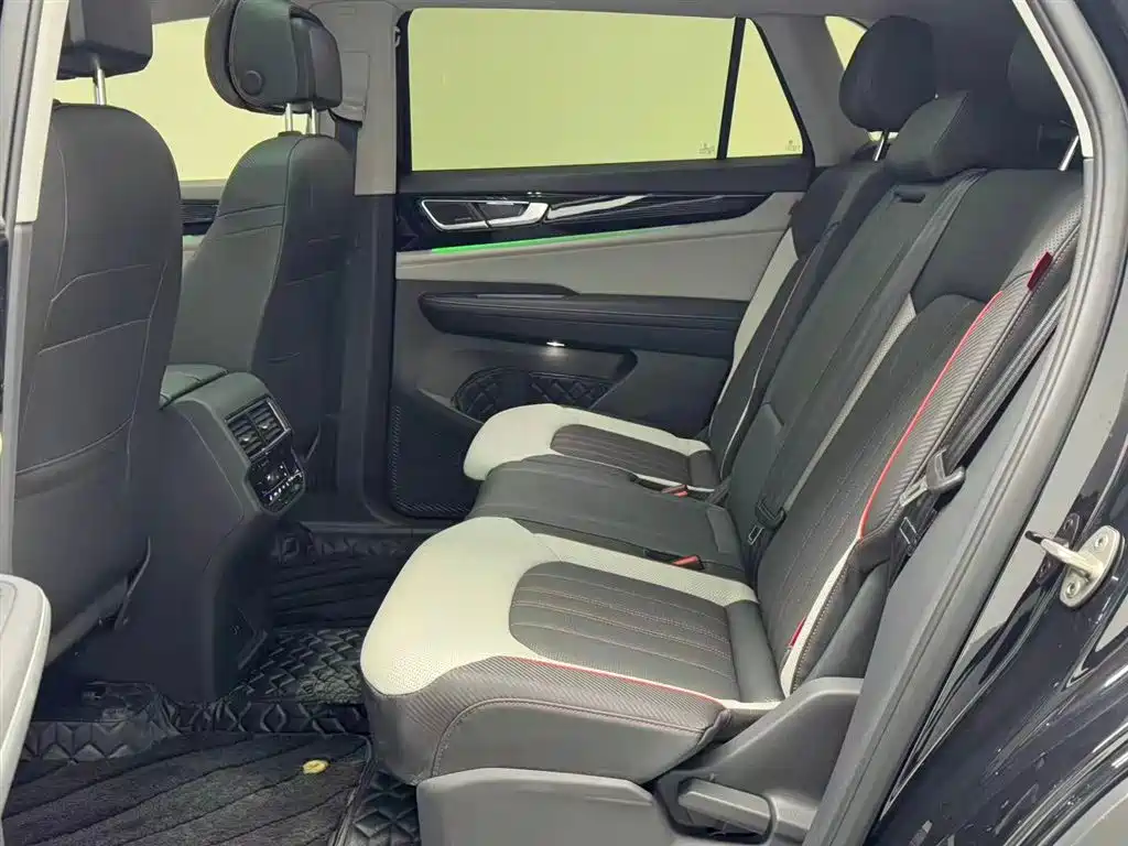 Touron 2023 Touron X 530 V6 four-wheel drive respected flagship version купить на сайте DeffCars