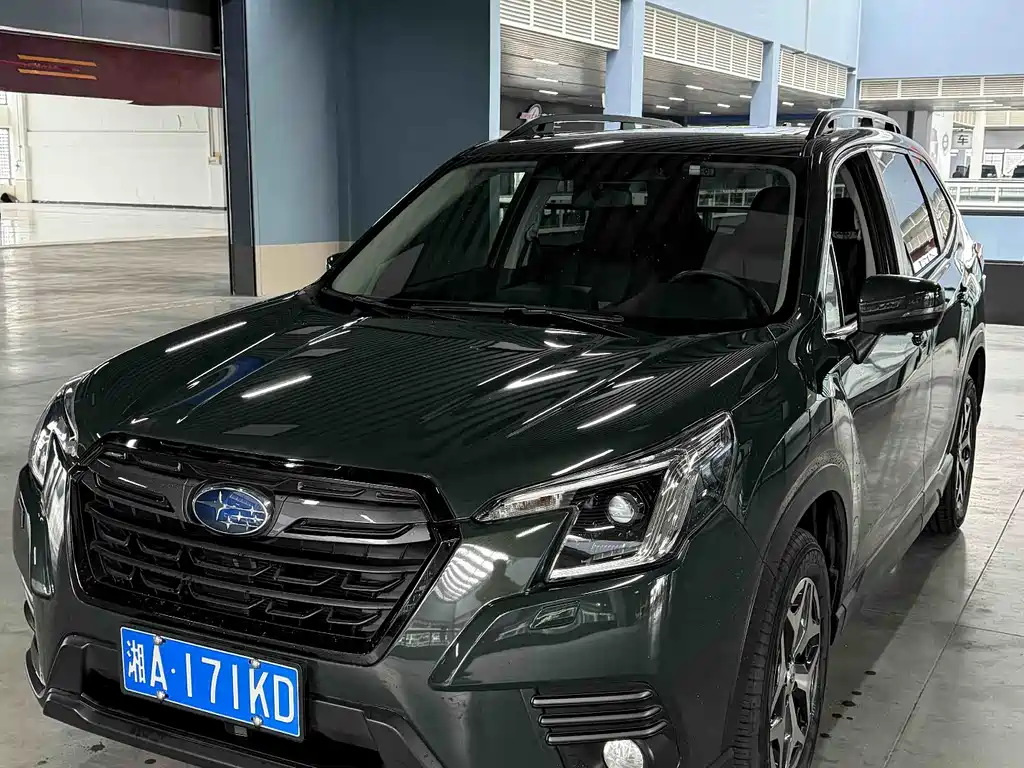 Forester 2022 2.0i AWD Deluxe Edition EyeSight купить на сайте DeffCars