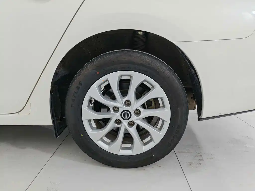 Sylphy 2022 Classic 1.6XE CVT Comfort Edition купить на сайте DeffCars
