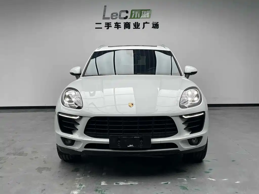 Macan 2017 Macan 2.0T купить на сайте DeffCars