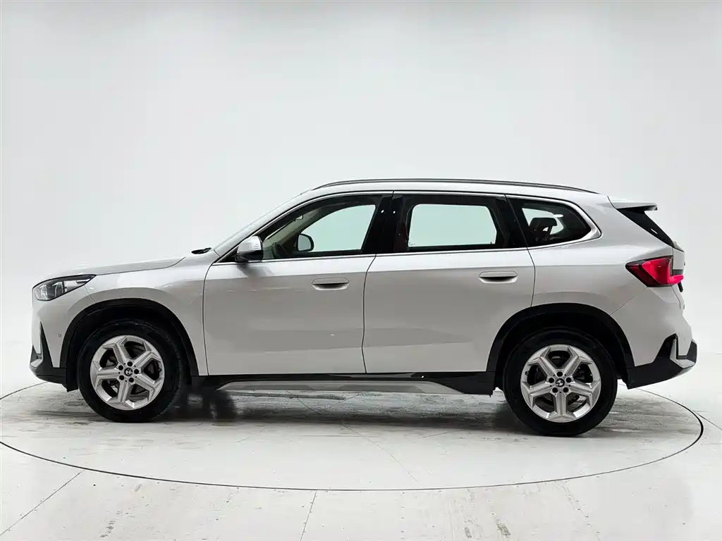 BMW X1 2023 sDrive20Li X Design Package купить на сайте DeffCars