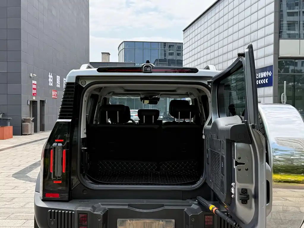 Jietu Traveler 2023 2.0T four-wheel drive Conquest PRO купить на сайте DeffCars