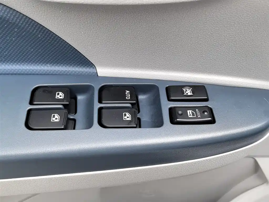 Changan Benben E-Star 2022 National Edition Colorful Limited Edition (Fast Charge Edition) Lithium Iron Phosphate купить на сайте DeffCars