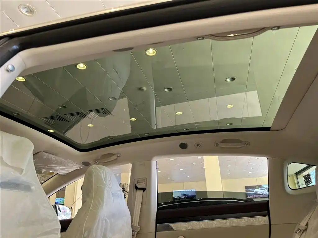 Zhijie R7 2026 extended range Max+ купить на сайте DeffCars