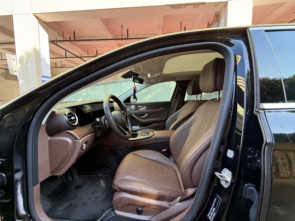 Mercedes-Benz E-Class 2023 E 300 L Luxury Model купить на сайте DeffCars