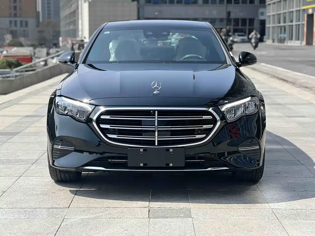 Mercedes-Benz E-Class 2026 E 300 L Luxury Model купить на сайте DeffCars