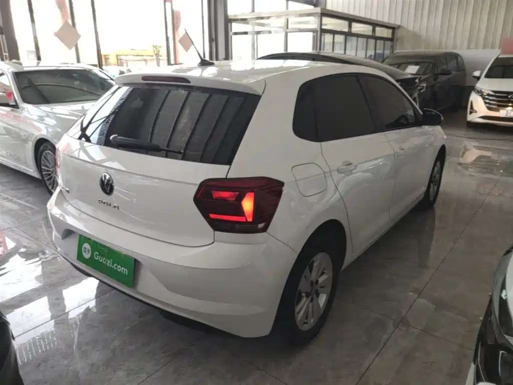 Polo 2021 Plus 1.5L Automatic Panoramic Enjoyment Edition купить на сайте DeffCars