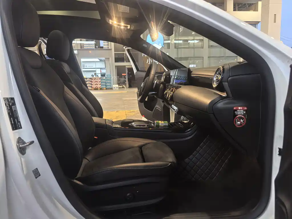 Mercedes-Benz A-Class 2021 A 200 L Sports Sedan Fashionable купить на сайте DeffCars