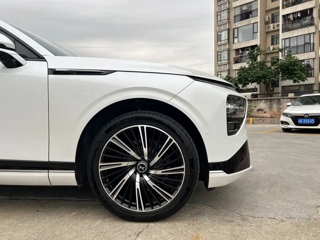 Xpeng G9 2022 model 702 Max купить на сайте DeffCars