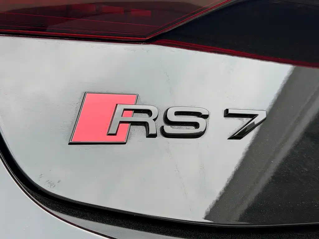 Audi RS 7 2025 RS 7 4.0T Sportback performance купить на сайте DeffCars