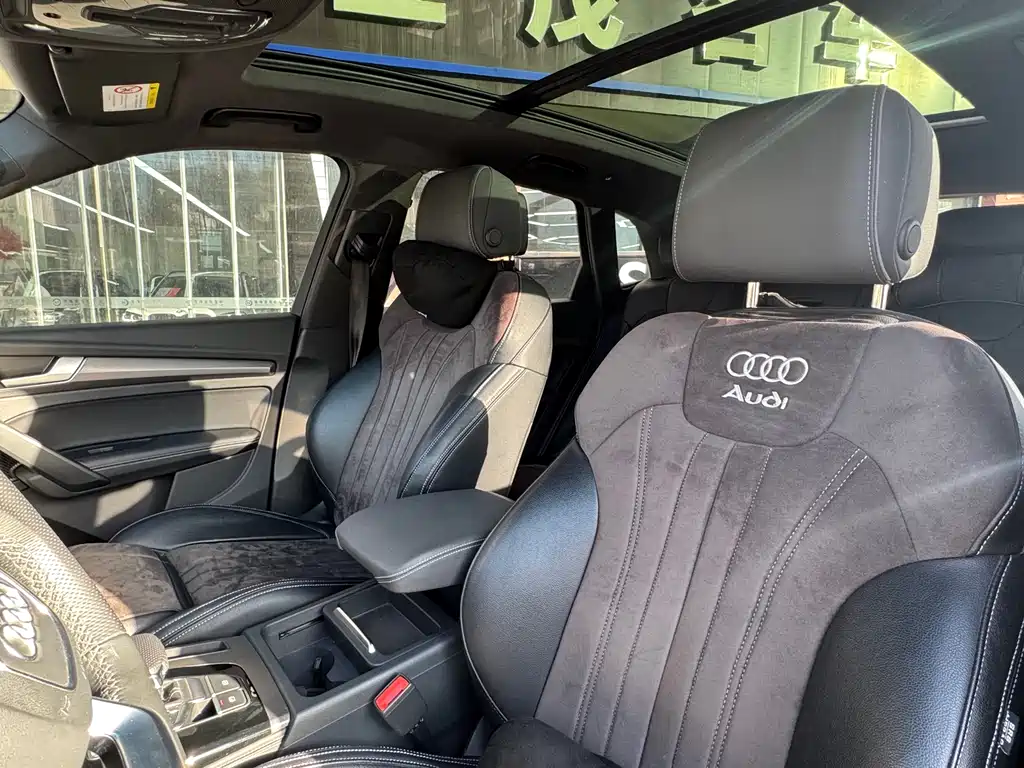 Audi Q5L 2024 45 TFSI luxury and dynamic model купить на сайте DeffCars