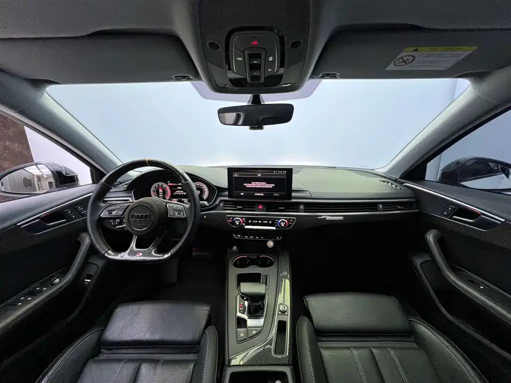 Audi A4L 2022 40 TFSI luxury and dynamic model купить на сайте DeffCars