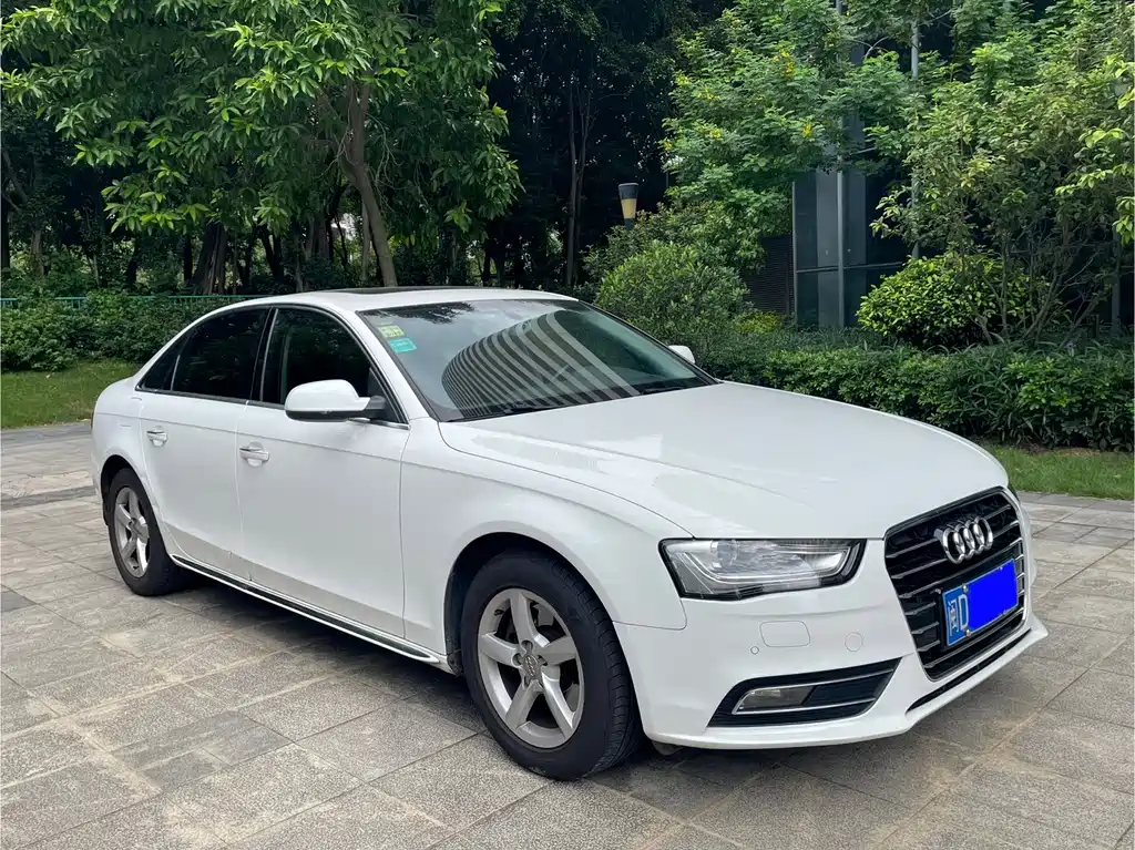 Audi A4L 2015 35 TFSI automatic standard купить на сайте DeffCars