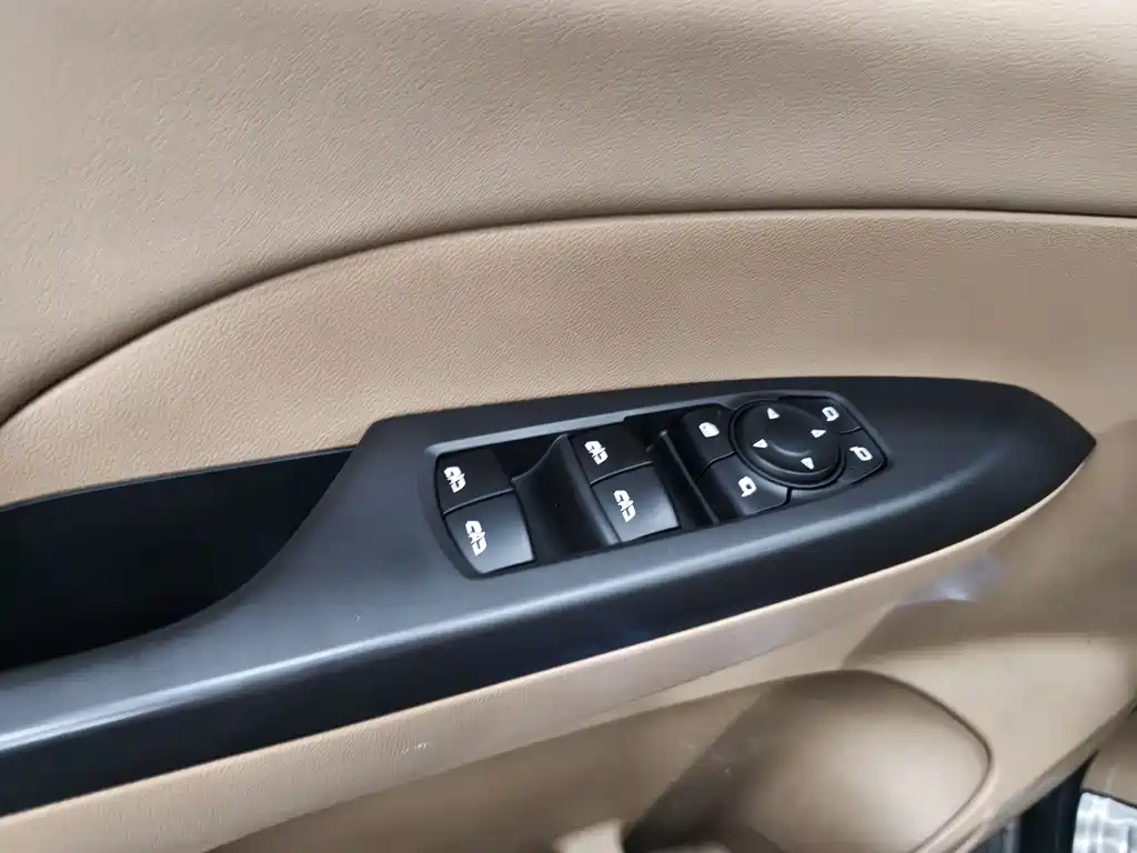 Buick GL8 2018 ES 28T luxury model National VI купить на сайте DeffCars