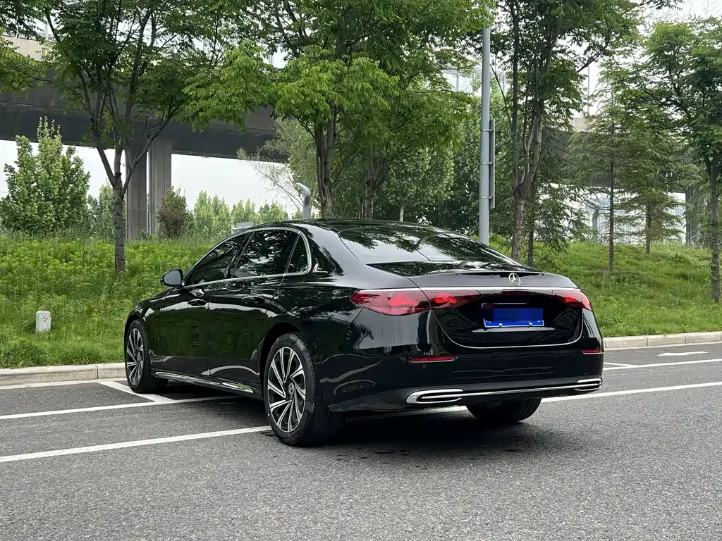 Mercedes-Benz E-Class 2024 E 300 L Luxury Model купить на сайте DeffCars