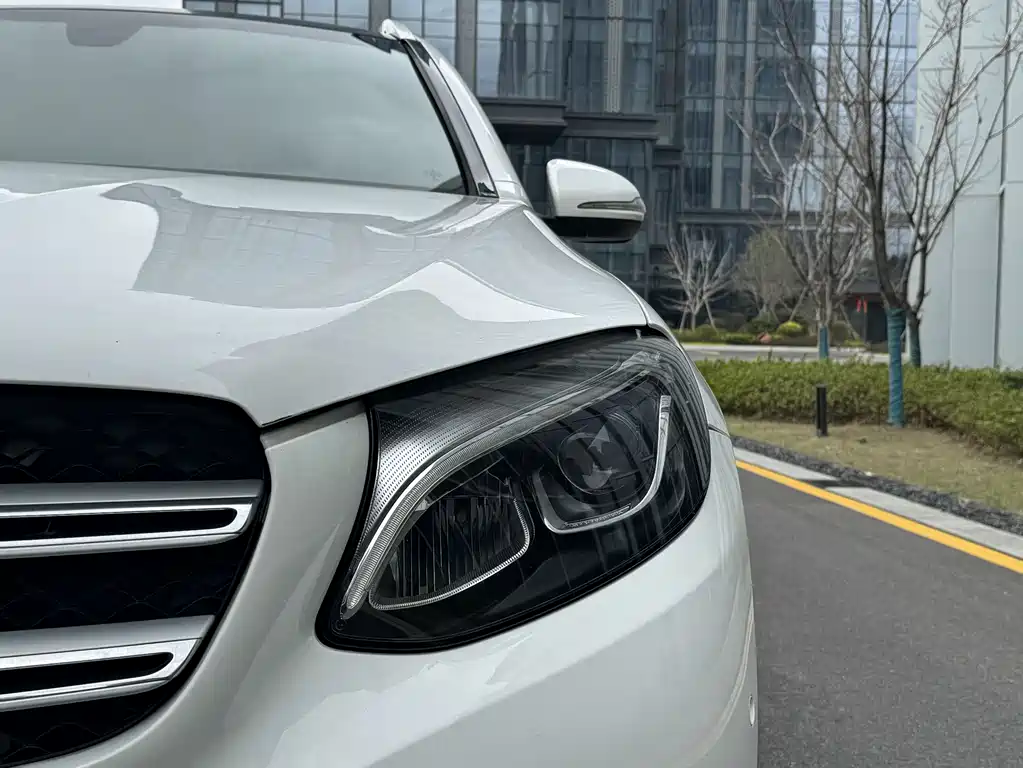 Mercedes-Benz GLC 2017 GLC 200 4MATIC купить на сайте DeffCars