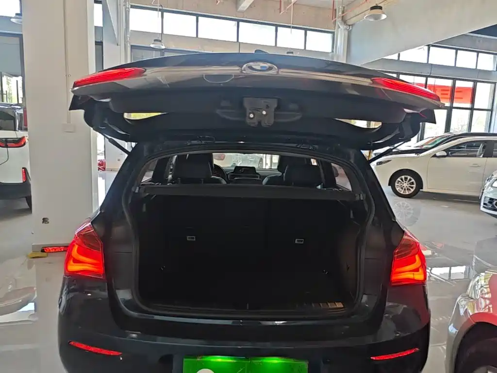BMW 1 Series Imported 2016 Model 118i Leading купить на сайте DeffCars