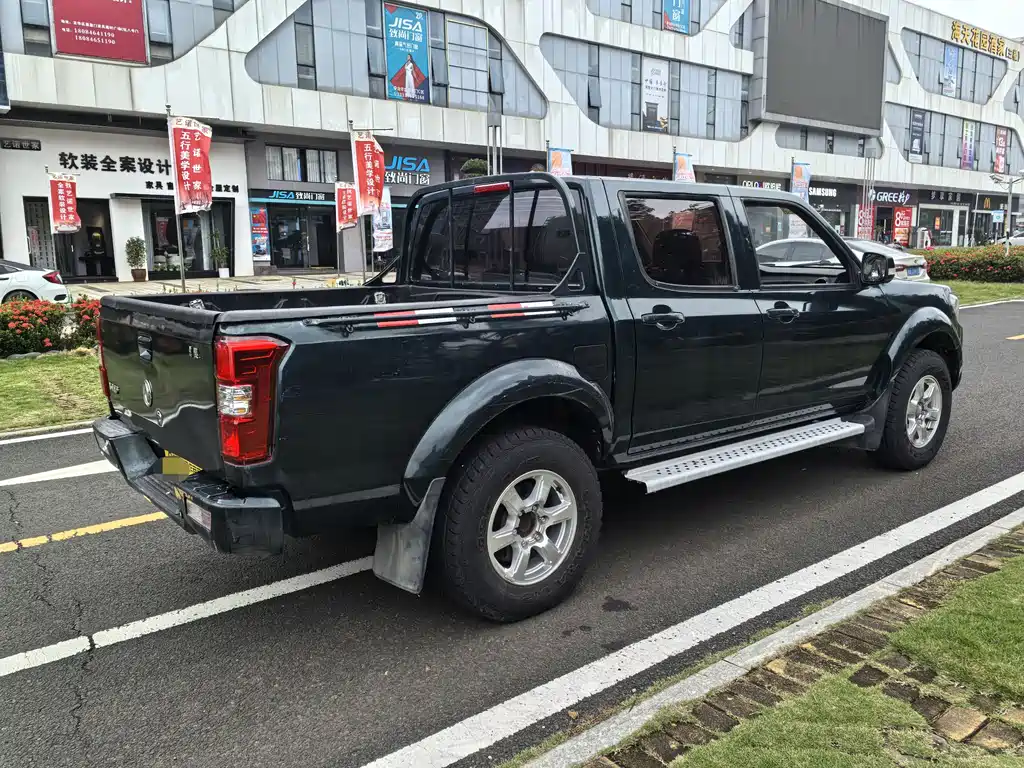 Ruiqi 2018 2.5T diesel two-wheel drive standard model ZD25T5 купить на сайте DeffCars