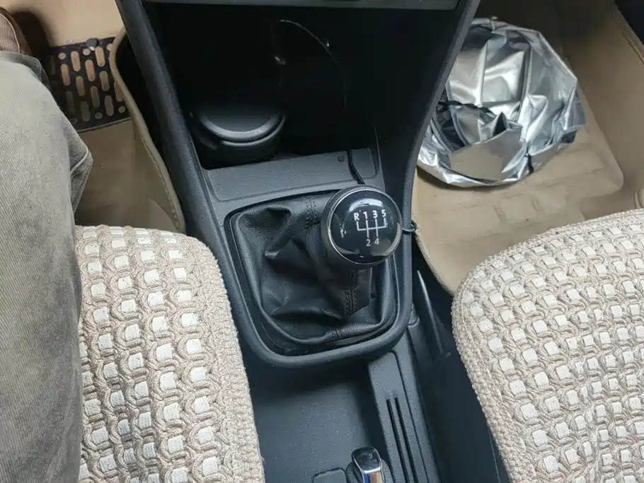 Santana 2013 1.6L manual comfort version купить на сайте DeffCars