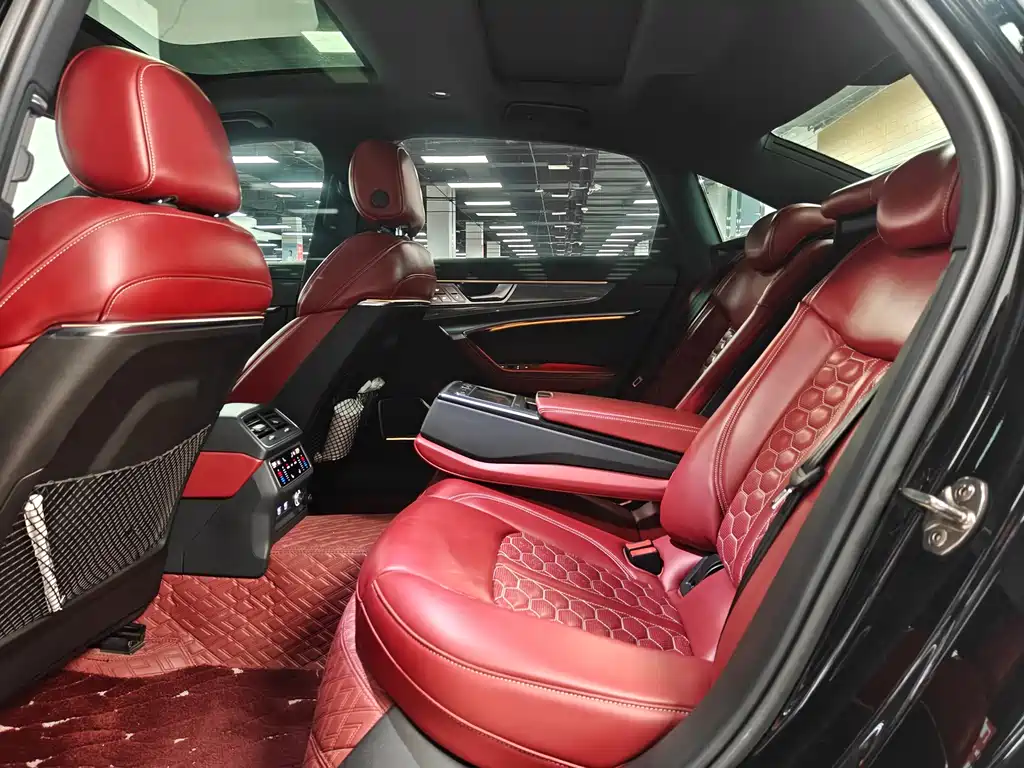 Audi A6L 2020 55 TFSI quattro exclusive dynamic model купить на сайте DeffCars
